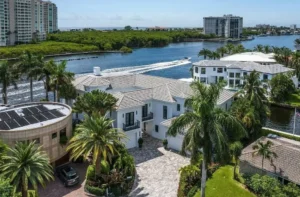 Why Older Roofs Are Killing Home Sales in South Florida