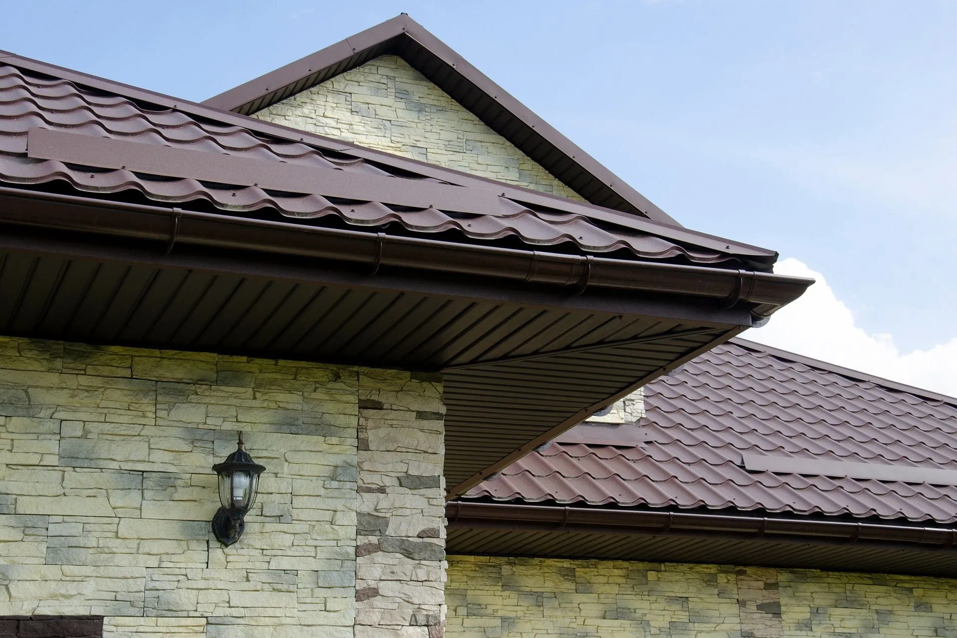What is an Eave on a Roof?