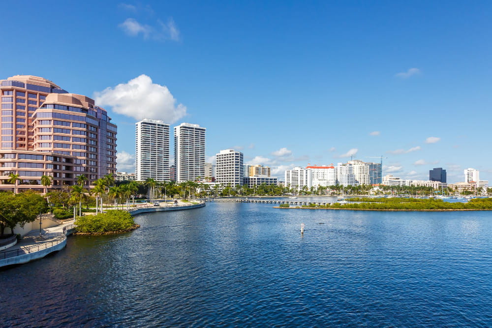 Lighthouse Point Home Inspections for Deep-Water Waterfront Homes, Luxury Residences, and Boating Properties