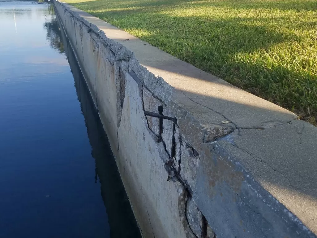 Cracked seawall in Palm Beach County